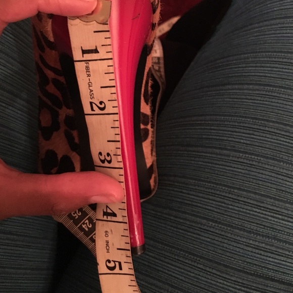 🎉HP 9/25👑🎉👠Leopard print - Picture 3 of 4